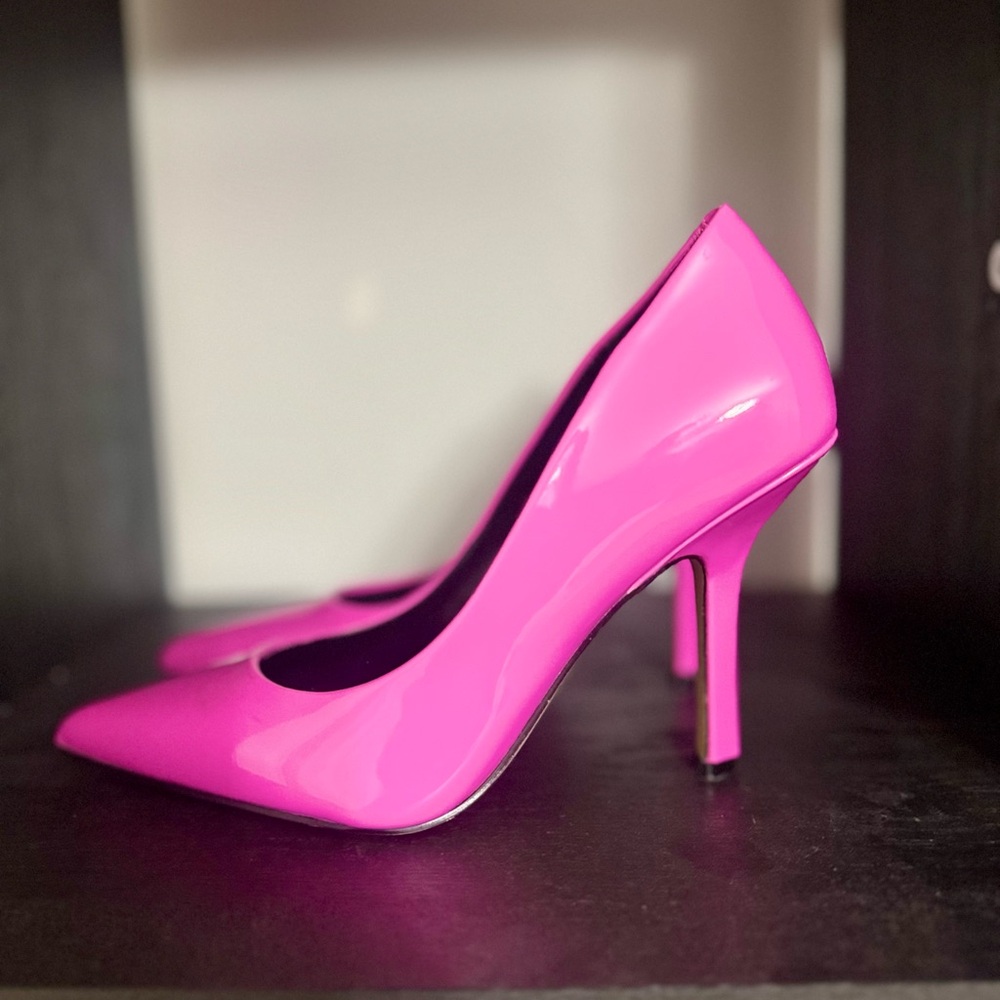 Barbie Pumps Marc Fisher